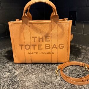 Marc Jacobs The Tote Bag Leather